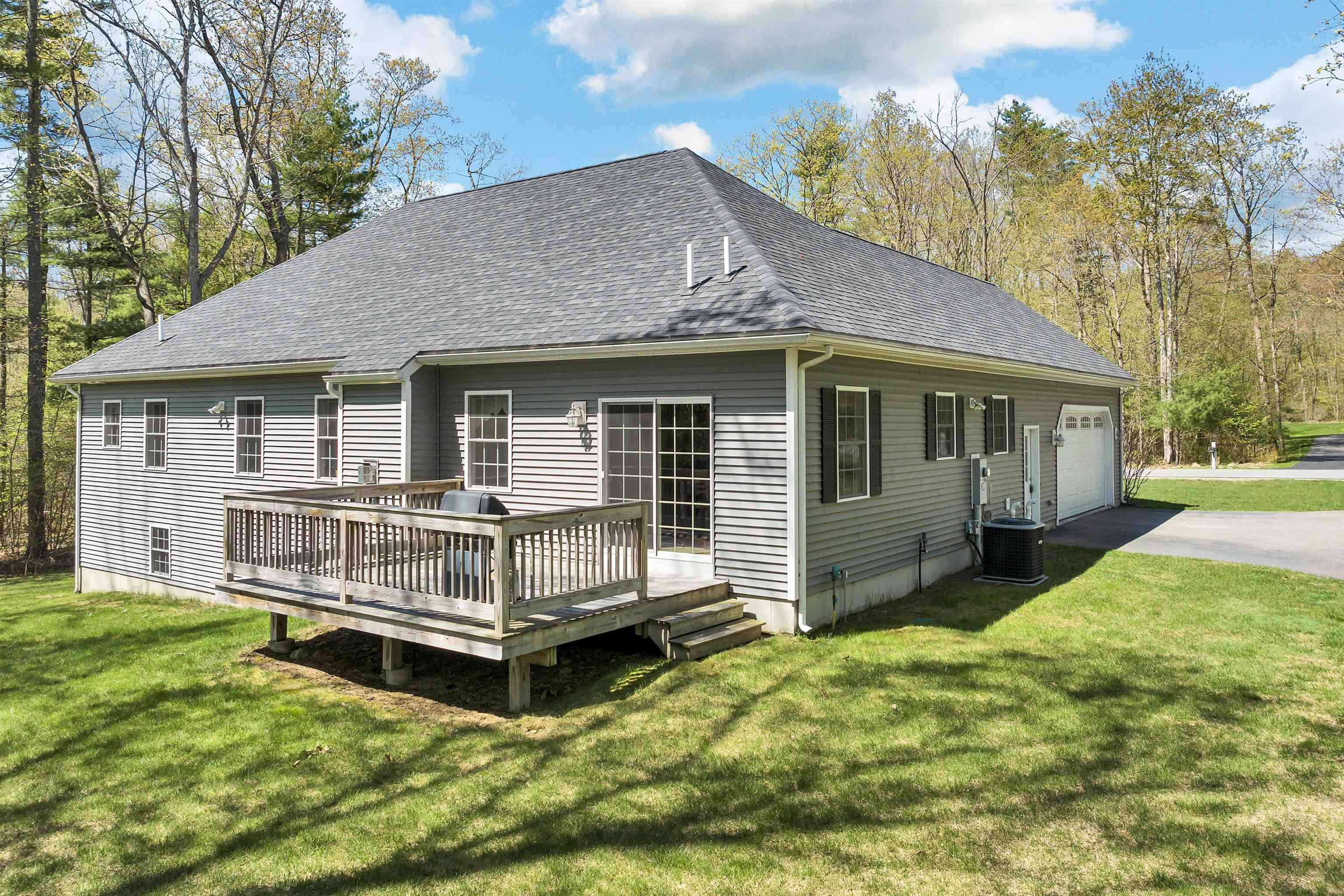 13 Phillips Pond Road Sandown, NH 03873 - Photo 28 of 38