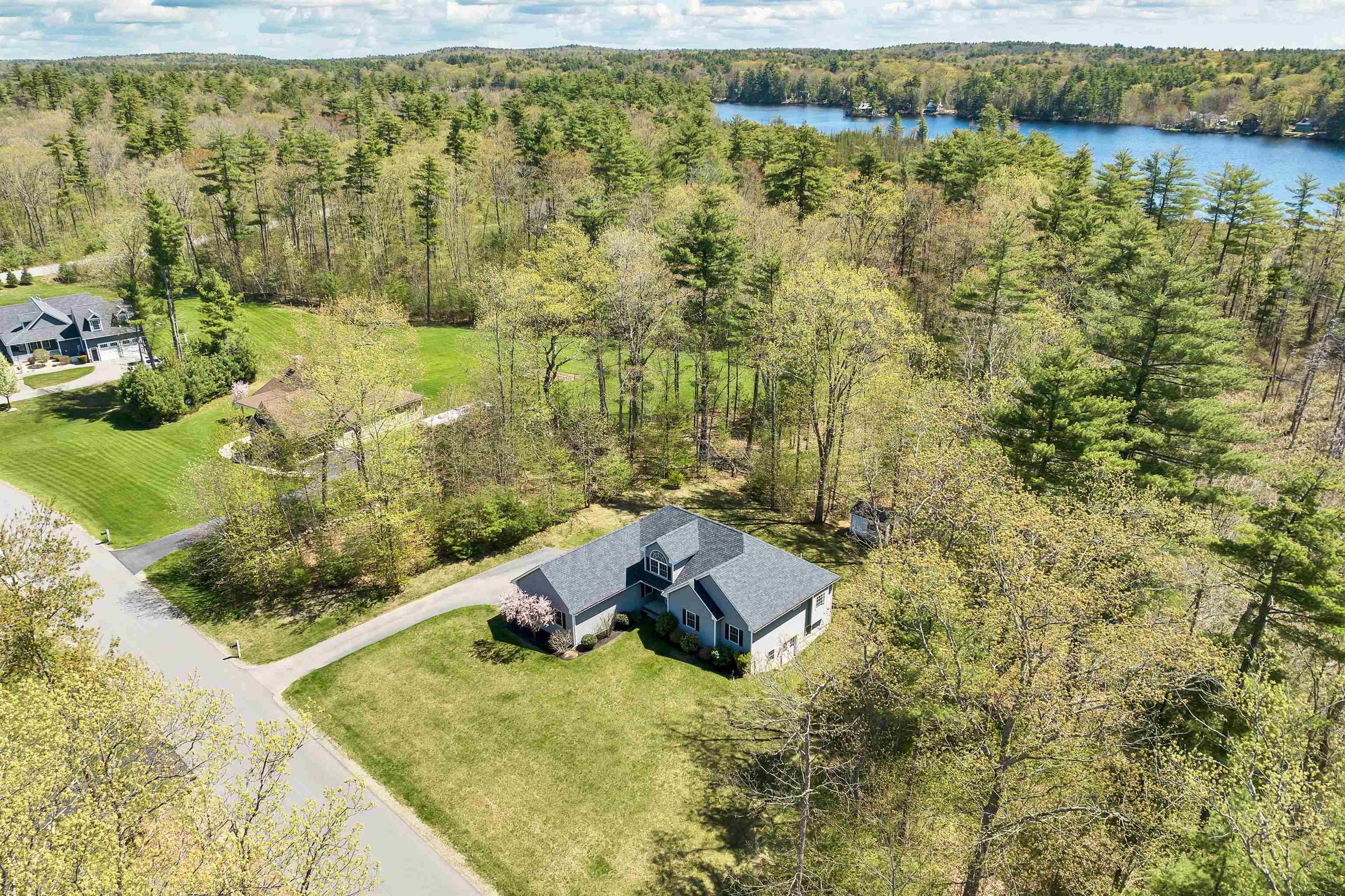 13 Phillips Pond Road Sandown, NH 03873 - Photo 30 of 38