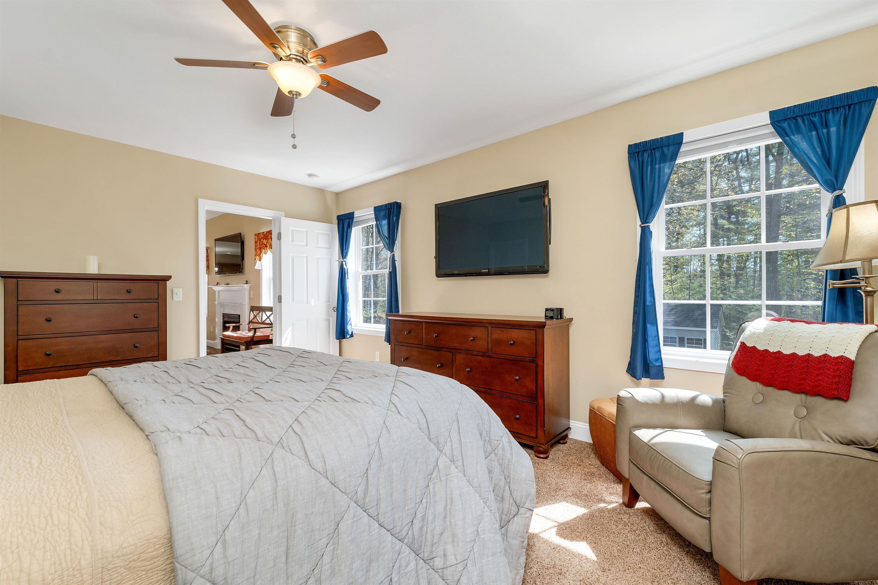 13 Phillips Pond Road Sandown, NH 03873 - Photo 8 of 38