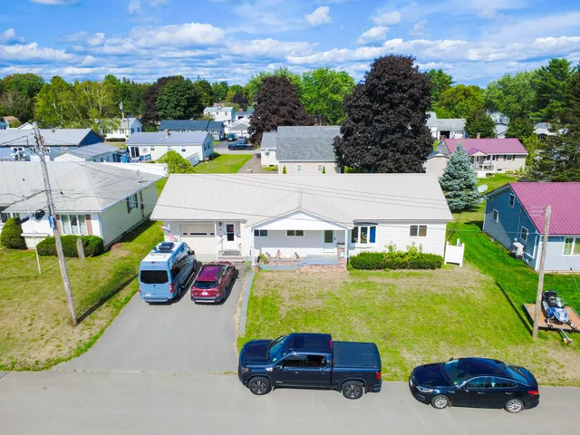 $215,000 | 3 County Street, East Millinocket, ME 04430