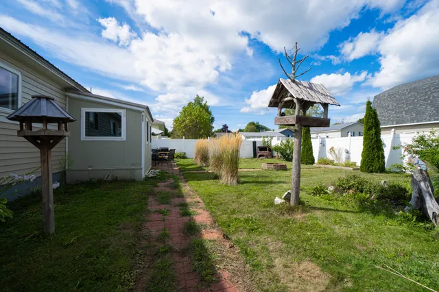 $215,000 | 3 County Street, East Millinocket, ME 04430