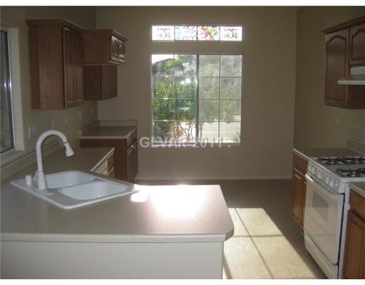 8951 Manhattan Road Henderson, NV 89074 - Photo 3 of 14 Kitchen.