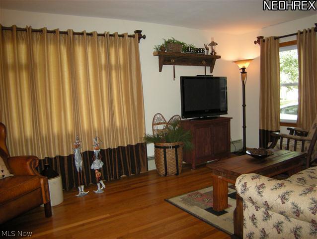 1598 Koons Road North Canton, OH 44720 - Photo 6 of 13 Gallery Image 6