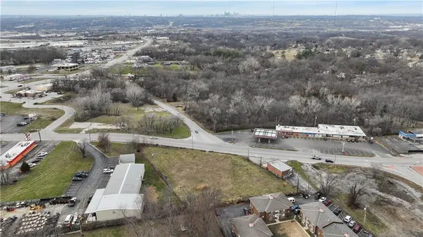 $75,000 | 3407 Blue Ridge Cutoff, Independence, MO 64052