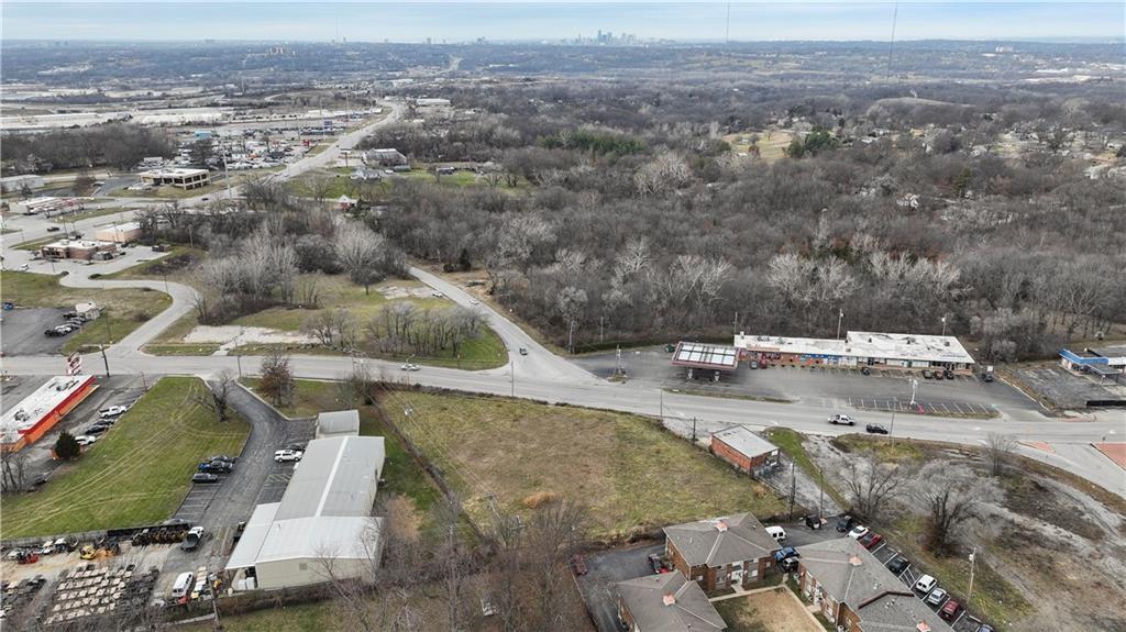 3407 Blue Ridge Cutoff Independence, MO 64052 - Photo 3 of 12