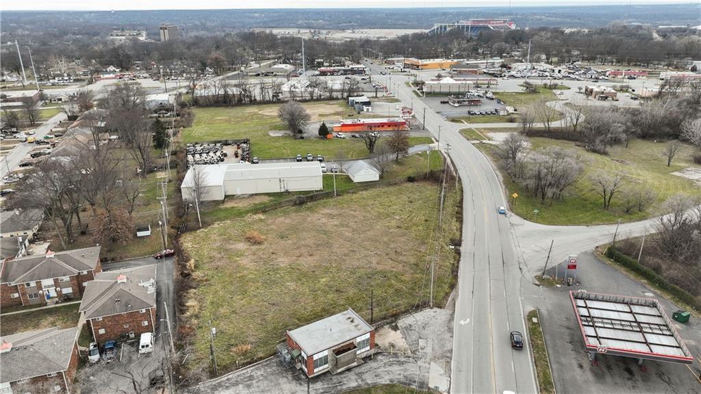 3407 Blue Ridge Cutoff Independence, MO 64052 - Photo 8 of 12