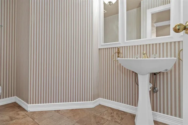 $480,000 | 8049 Sunscape Lane, Fort Worth, TX 76123