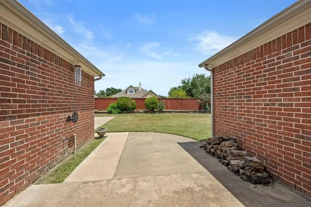 $480,000 | 8049 Sunscape Lane, Fort Worth, TX 76123