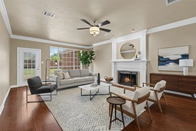 $464,900 | 8049 Sunscape Lane, Fort Worth, TX 76123