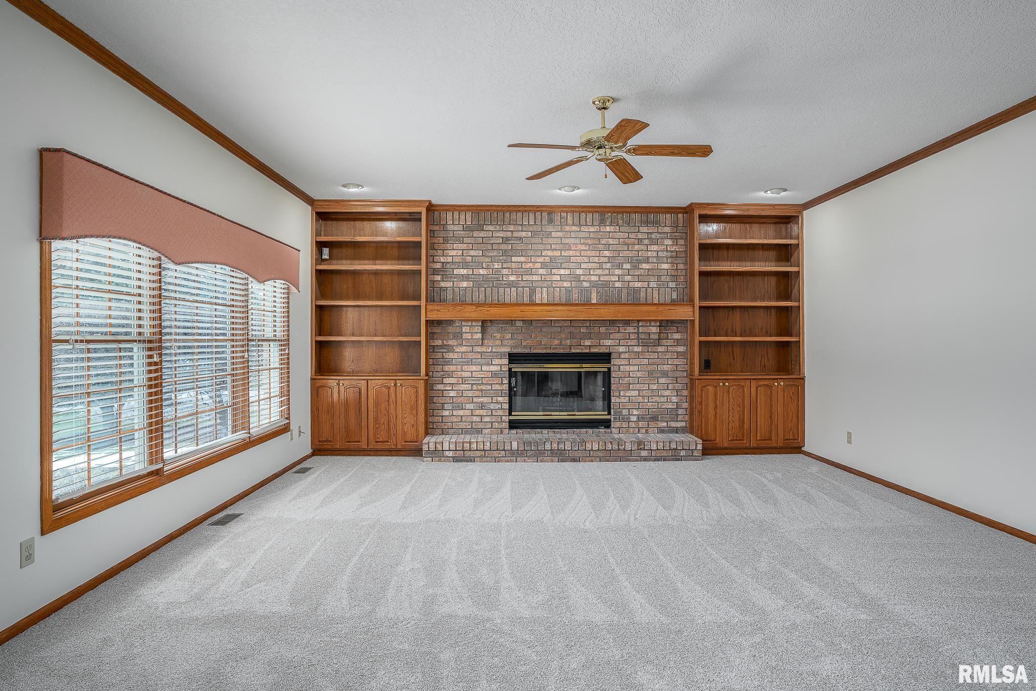 6650 James Road Bettendorf, IA 52722 - Photo 13 of 32 Gallery Image 13