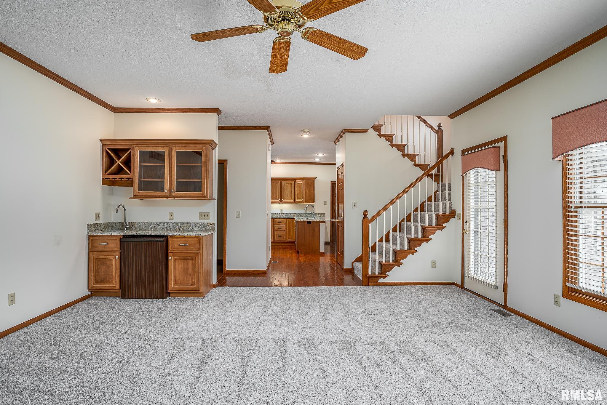 6650 James Road Bettendorf, IA 52722 - Photo 14 of 32 Gallery Image 14