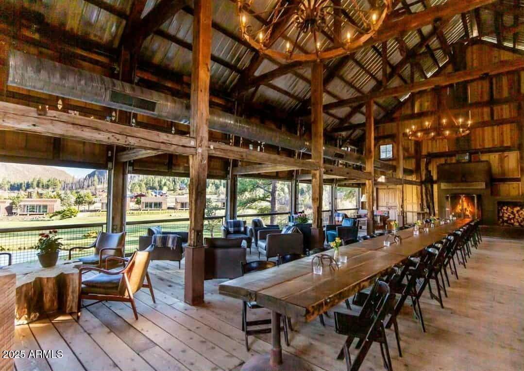 6 County Road, Unit 4 Eagar, AZ 85925 - Photo 18 of 26 a view of a bar restaurant