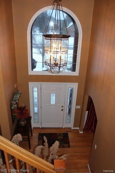 4079 Ridge Side Drive Rochester, MI 48306 - Photo 2 of 29 2 Foyer.jpg