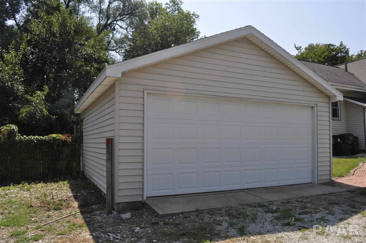 4236 North Prospect Road Peoria, IL 61603 - Photo 30 of 33