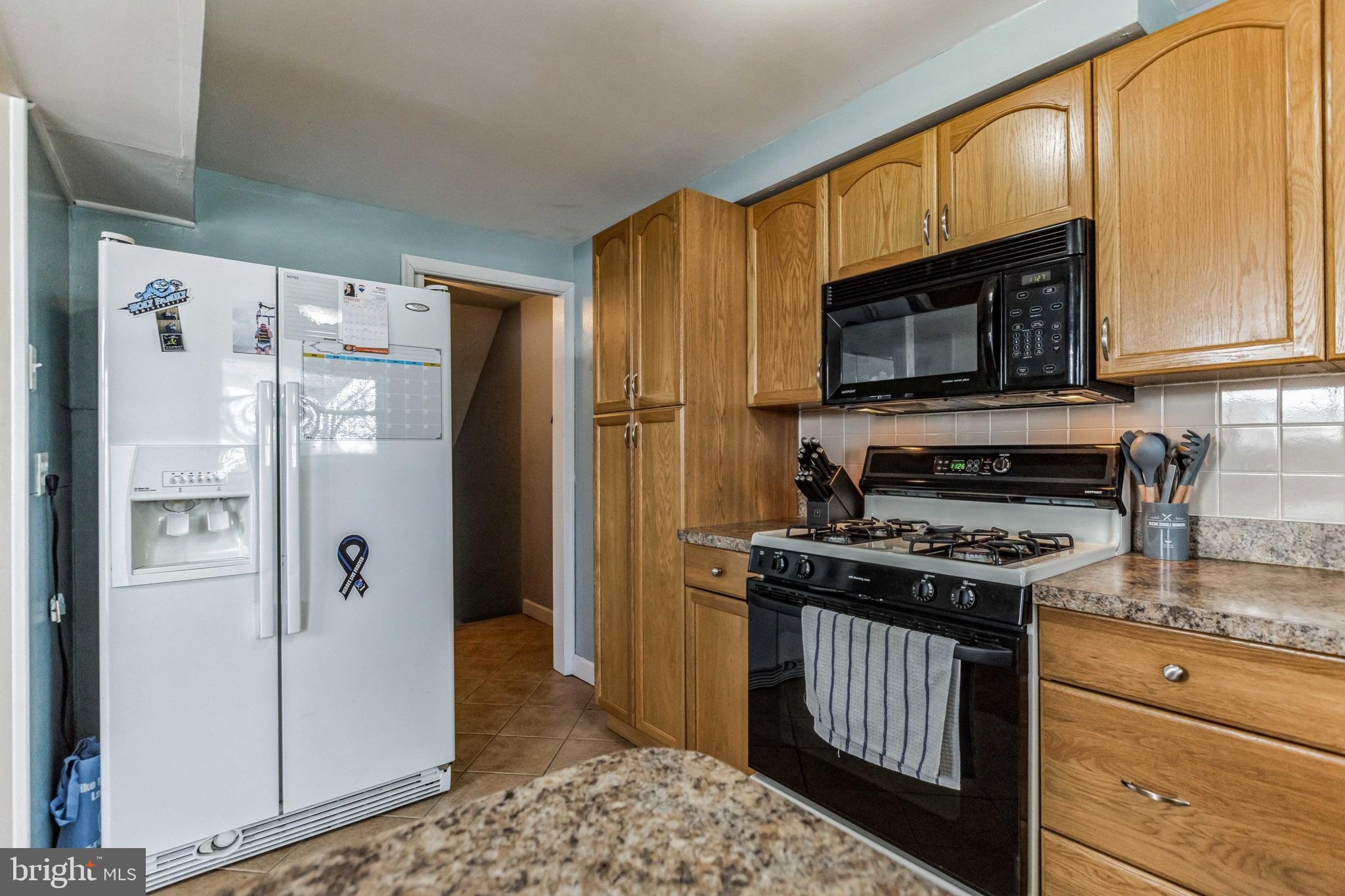 3452 Kirkwood Road Philadelphia, PA 19114 - Photo 12 of 30 Gallery Image 12