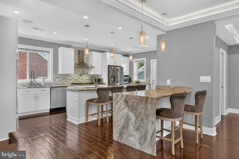 $1,500,000 | 3717 30th Place Northeast, Washington, DC 20018