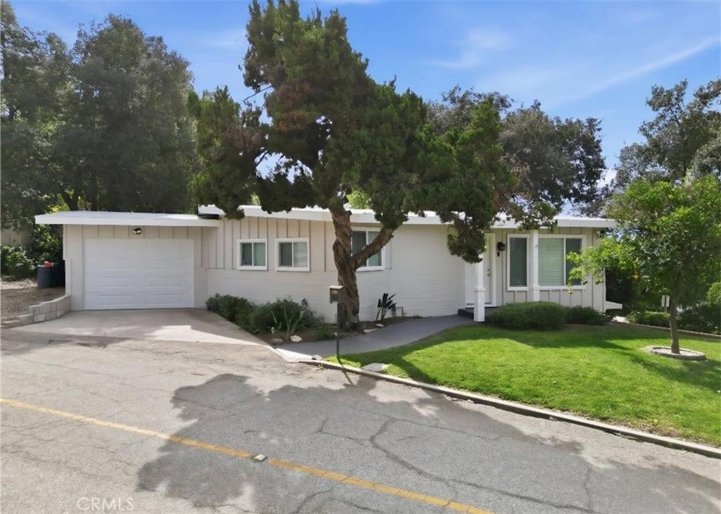 3370 Pachappa Hill, Unit UPSTAIRS Riverside, CA 92506 - Photo 1 of 11