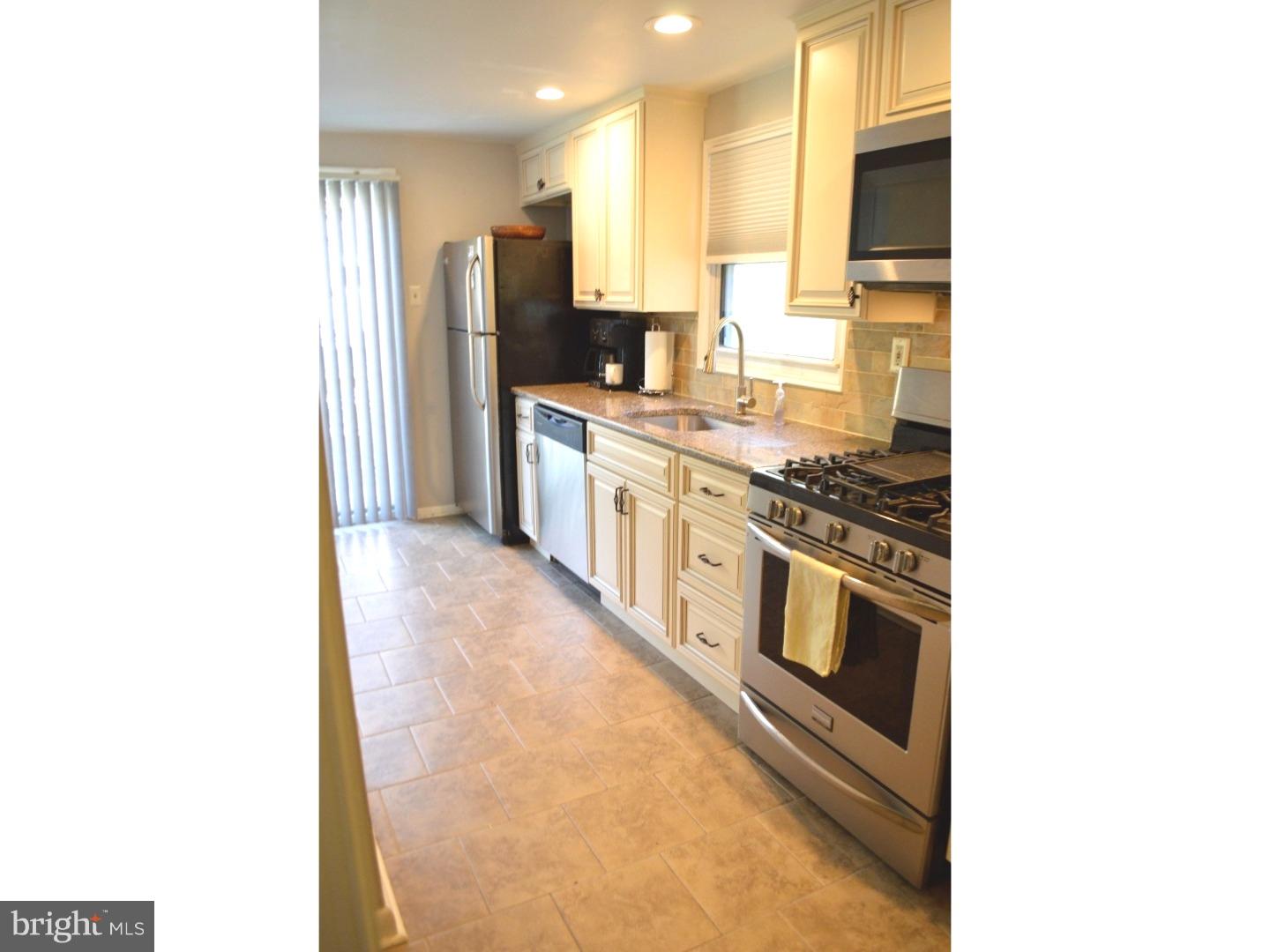 301 West Chelton Road Brookhaven, PA 19015 - Photo 7 of 21 Kitchen