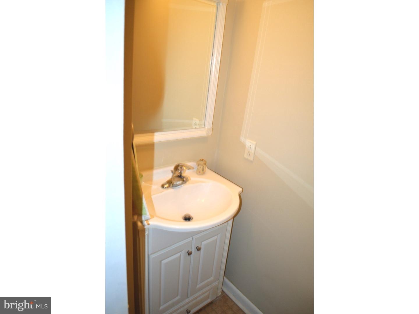 301 West Chelton Road Brookhaven, PA 19015 - Photo 10 of 21 Bathroom