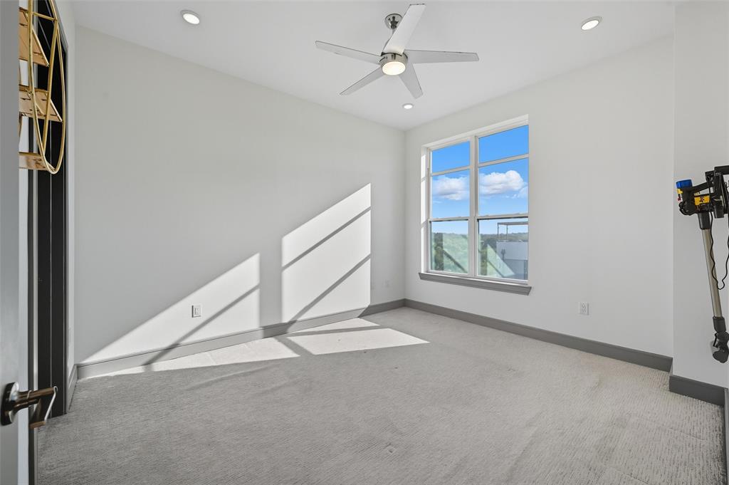 2700 Old Denton Road, Unit 3310 Carrollton, TX 75007 - Photo 5 of 21 a view of entryway and hall with a window