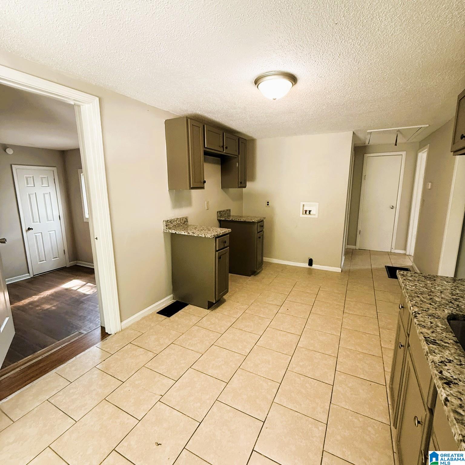 528 Blue Bell Road Birmingham, AL 35214 - Photo 6 of 13