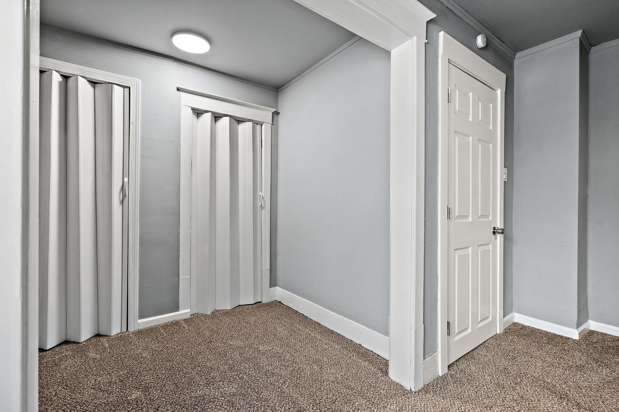 565 Jackson Street Gary, IN 46402 - Photo 15 of 24