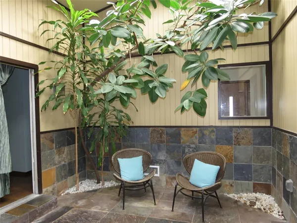 $3,700 | 10505 Swallow Lane, Dallas, TX 75218