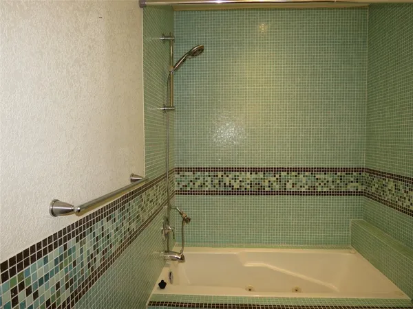 $3,700 | 10505 Swallow Lane, Dallas, TX 75218
