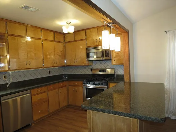 $3,700 | 10505 Swallow Lane, Dallas, TX 75218