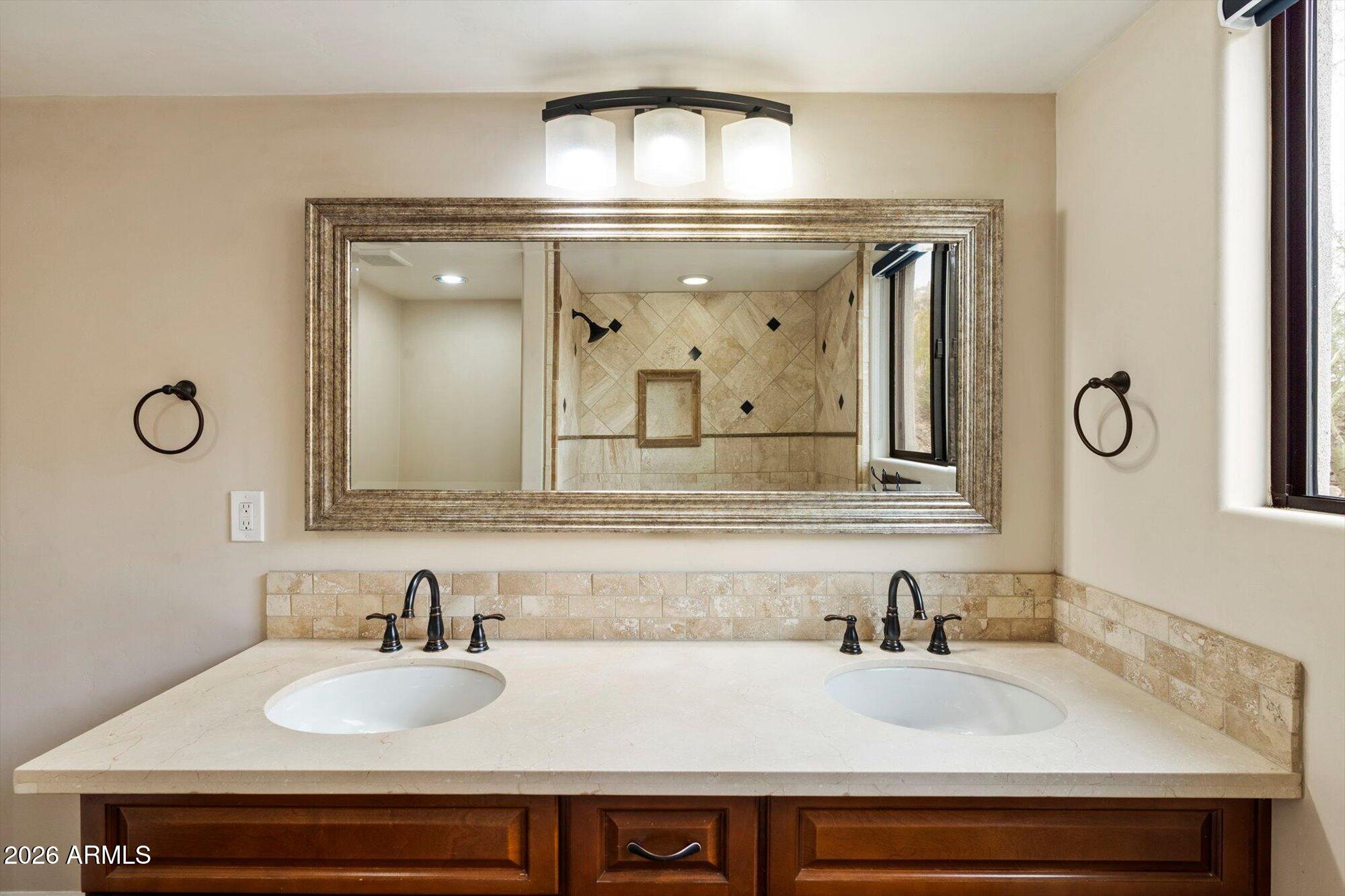 36723 North 33rd Avenue Phoenix, AZ 85086 - Photo 42 of 61 Guest Bath 2