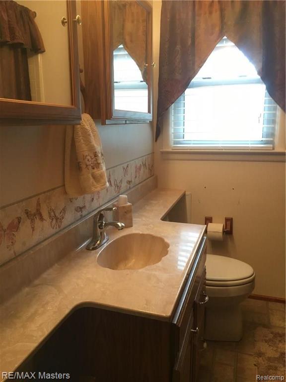 32562 King Road New Boston, MI 48164 - Photo 11 of 14