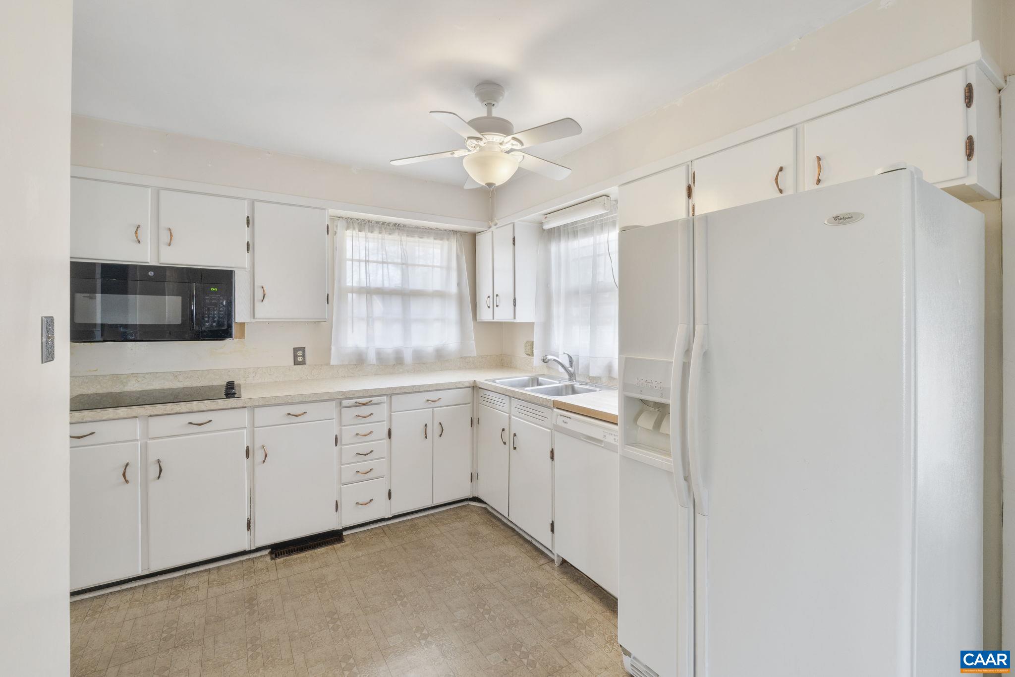 1304 Lester Drive Charlottesville, VA 22901 - Photo 15 of 40