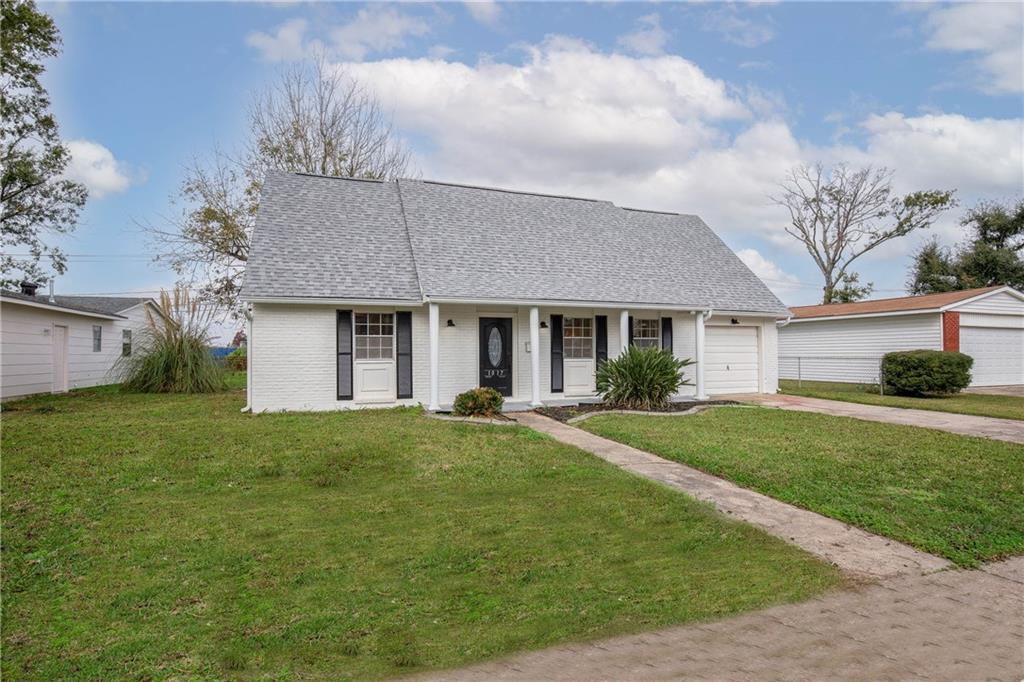 1017 Ridgefield Drive Laplace, LA 70068 - Photo 2 of 15