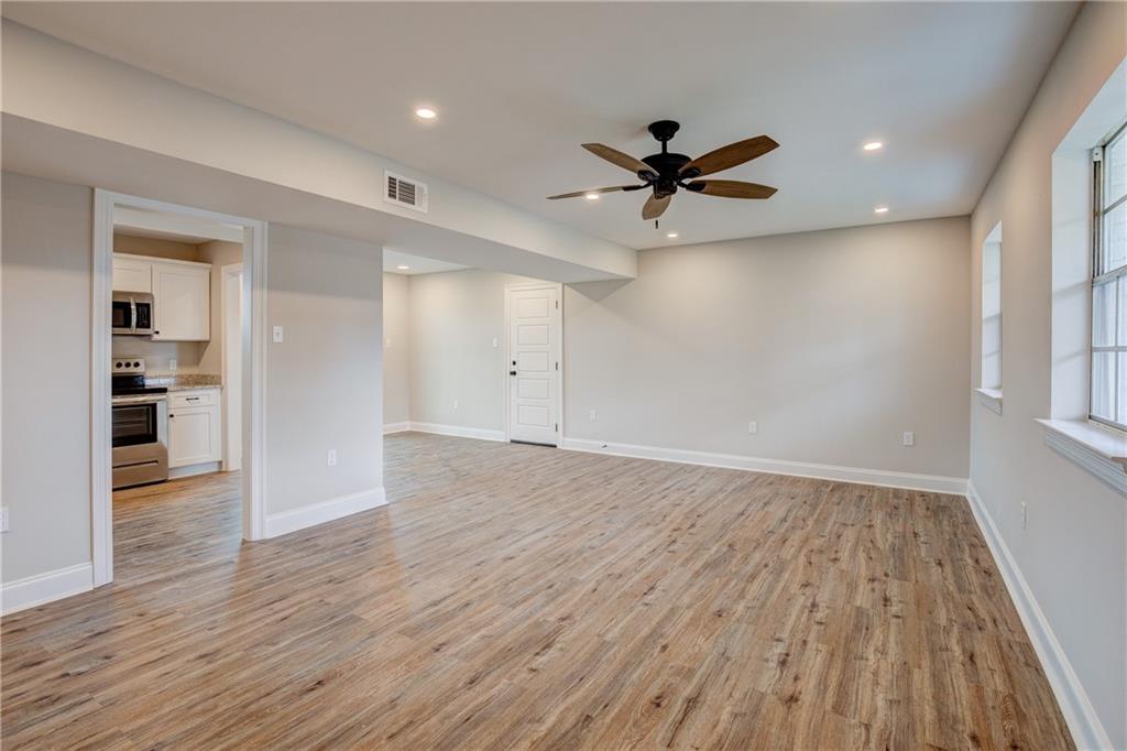 1017 Ridgefield Drive Laplace, LA 70068 - Photo 3 of 15