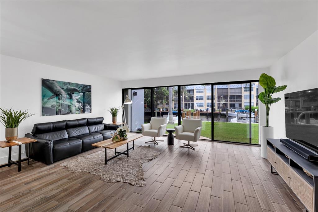 1100 Southeast 5th Ct Unit 45  