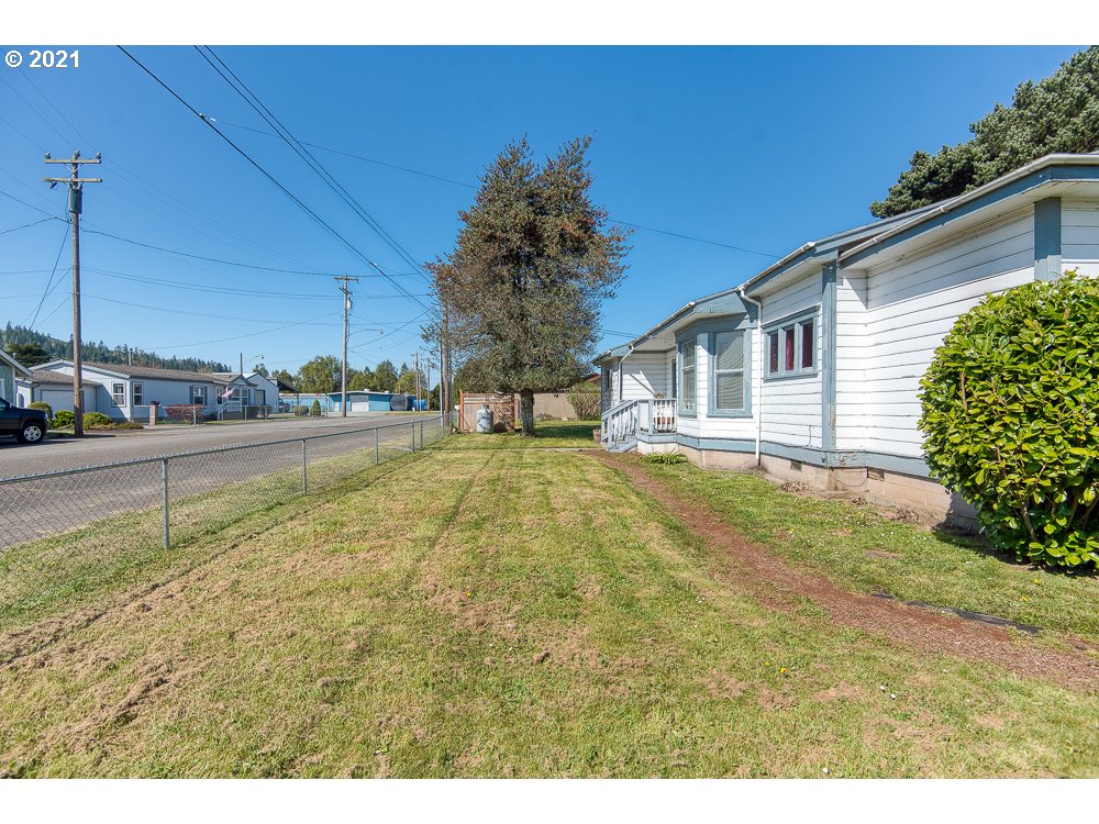 607 Ash Street Myrtle Point, OR 97458 - Photo 23 of 26 Gallery Image 23