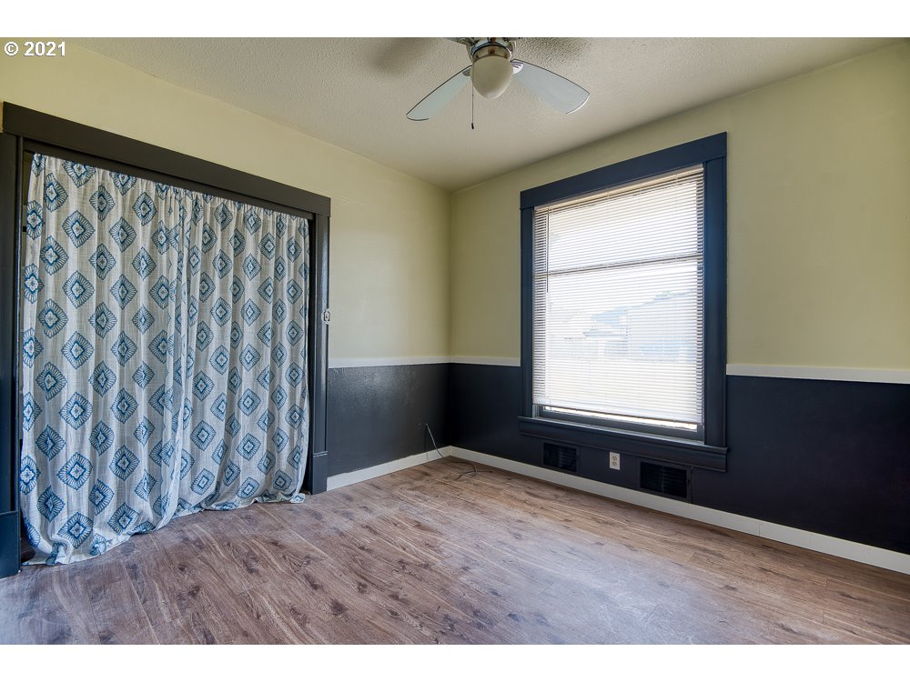 607 Ash Street Myrtle Point, OR 97458 - Photo 9 of 26 Gallery Image 9