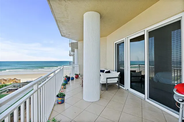 $699,900 | 2855 South Atlantic Avenue, Unit 304, Daytona Beach, FL 32118