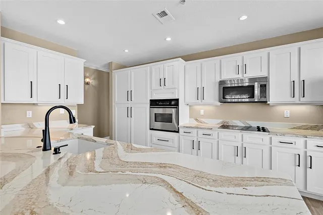 $699,900 | 2855 South Atlantic Avenue, Unit 304, Daytona Beach, FL 32118