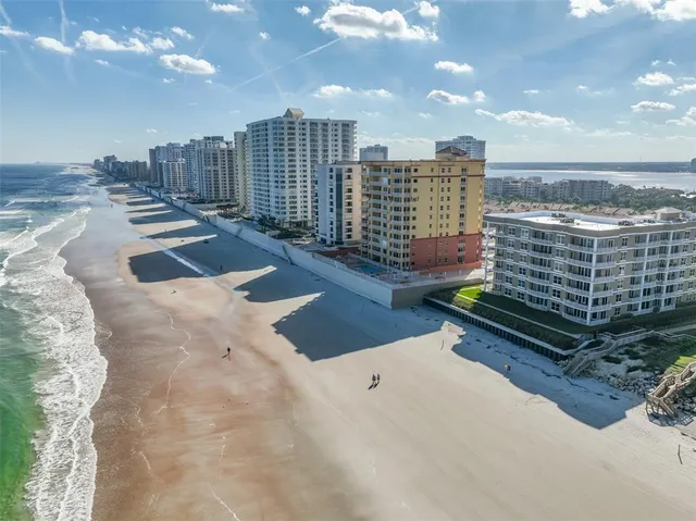$699,900 | 2855 South Atlantic Avenue, Unit 304, Daytona Beach, FL 32118