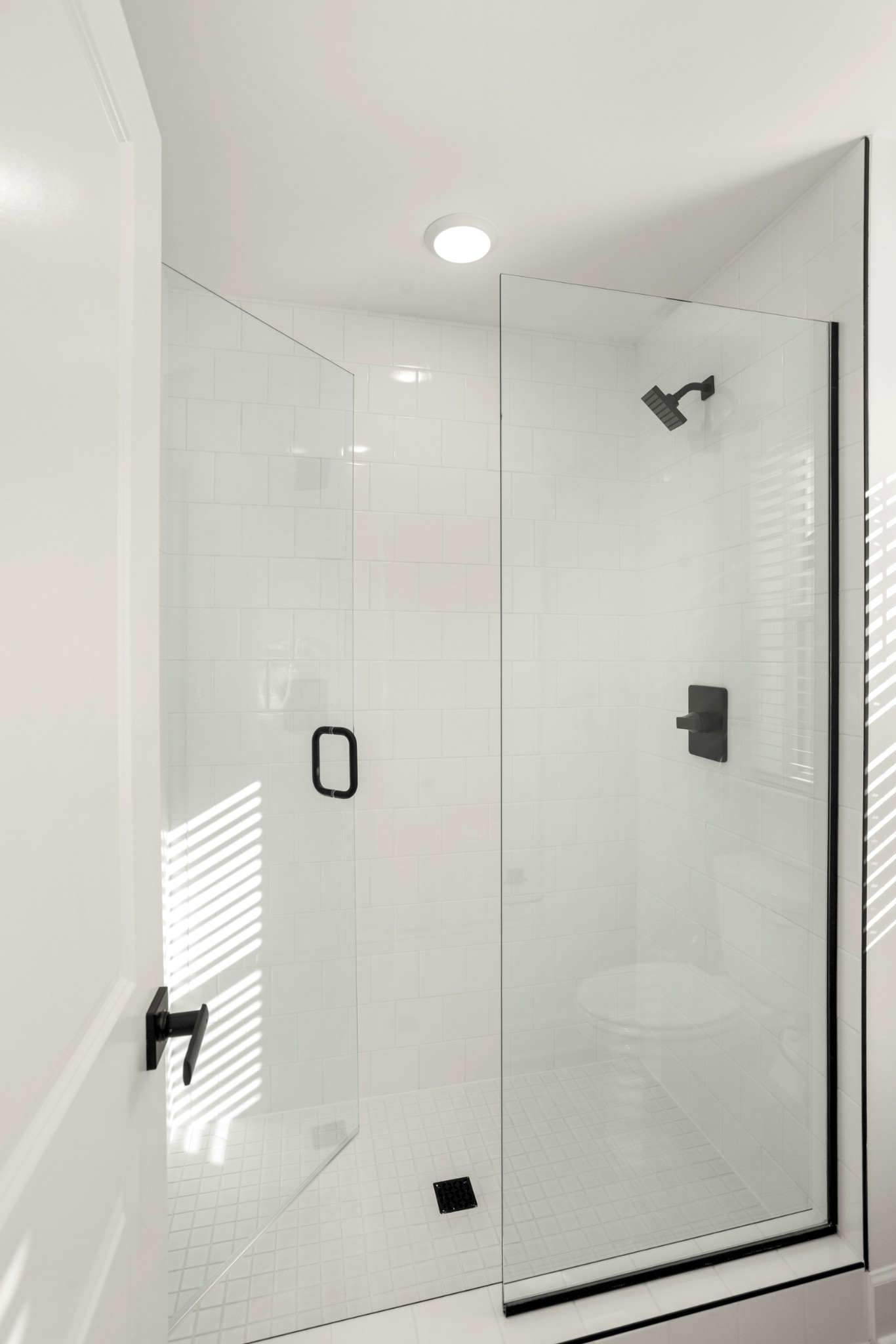 205 Acmon Blue Road Mount Juliet, TN 37122 - Photo 26 of 64 a bathroom with a shower