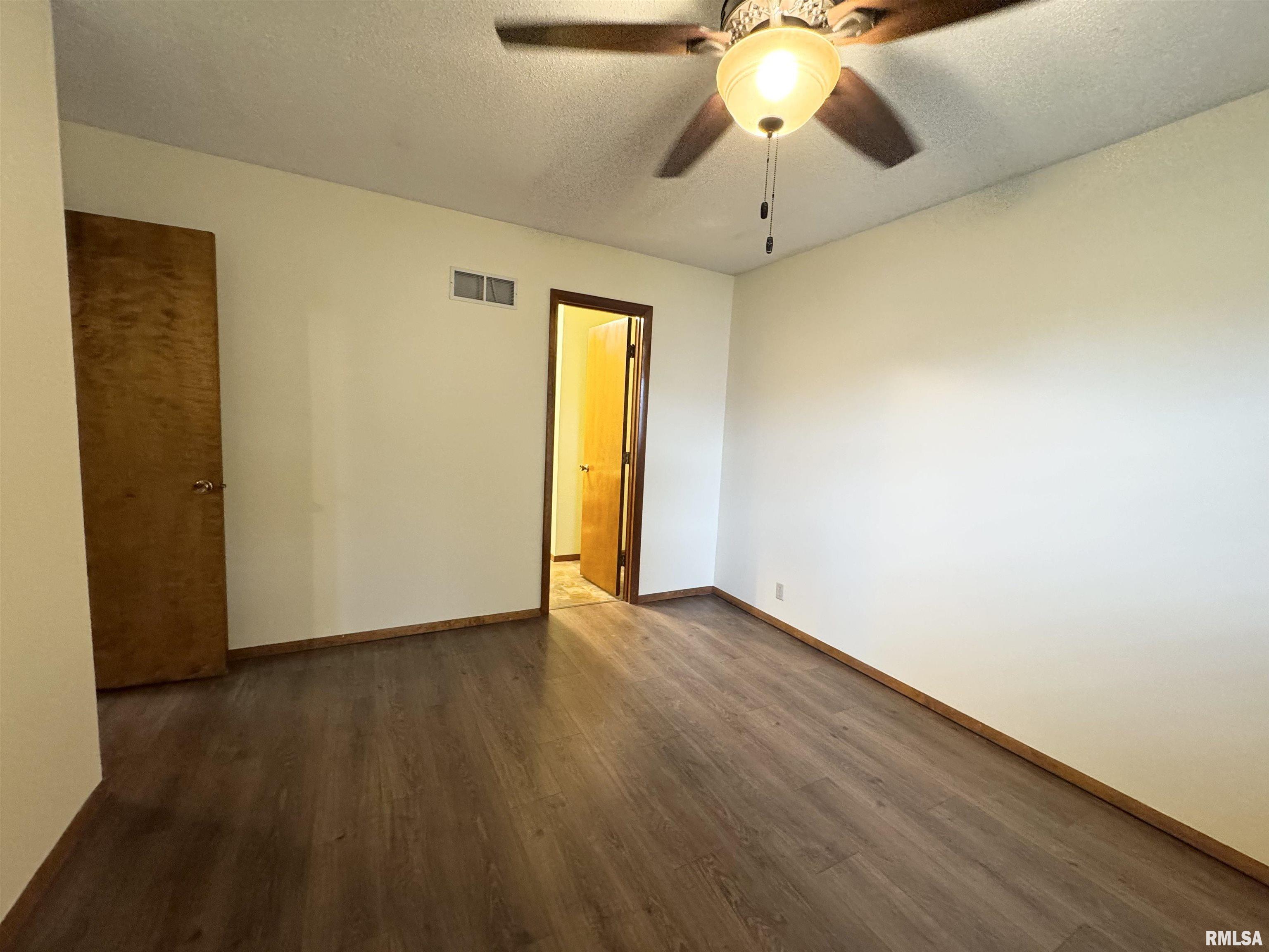 2313 Maple Avenue Macomb, IL 61455 - Photo 27 of 49
