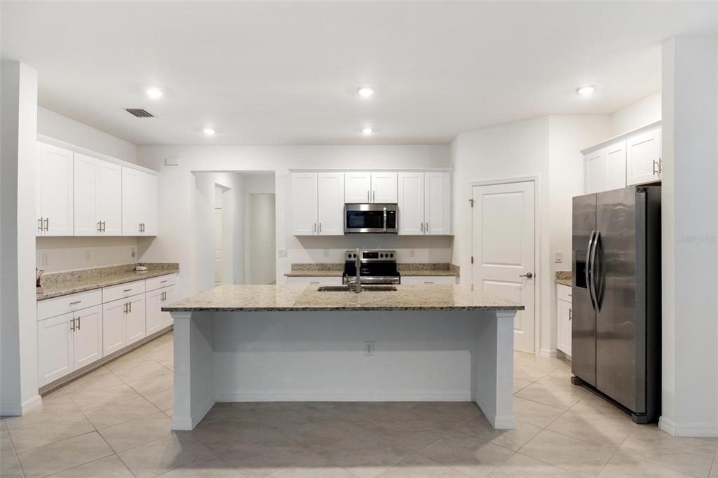 19729 Fishhawk Trail Venice, FL 34293 - Photo 13 of 45