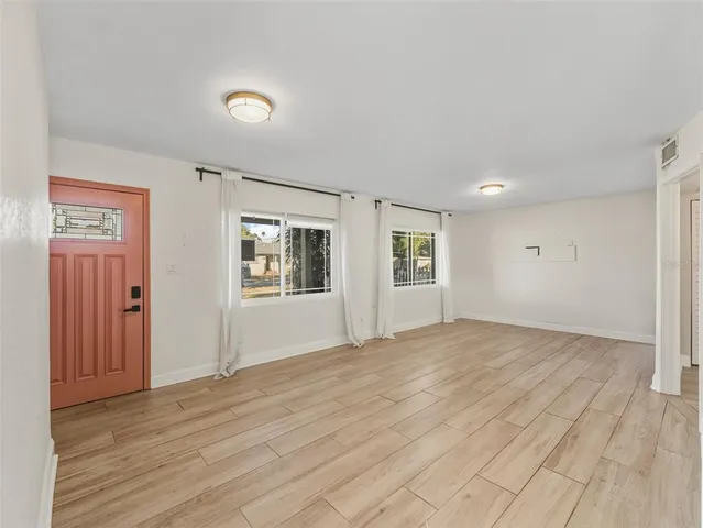 $3,800 | 4016 West Nassau Street, Tampa, FL 33607