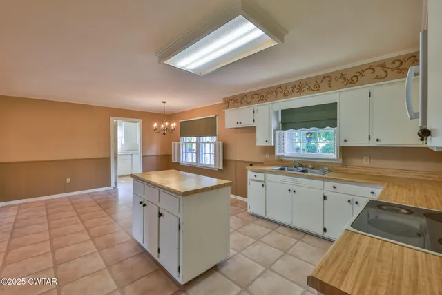 $249,000 | 103 West Main Street, Greenfield, TN 38230