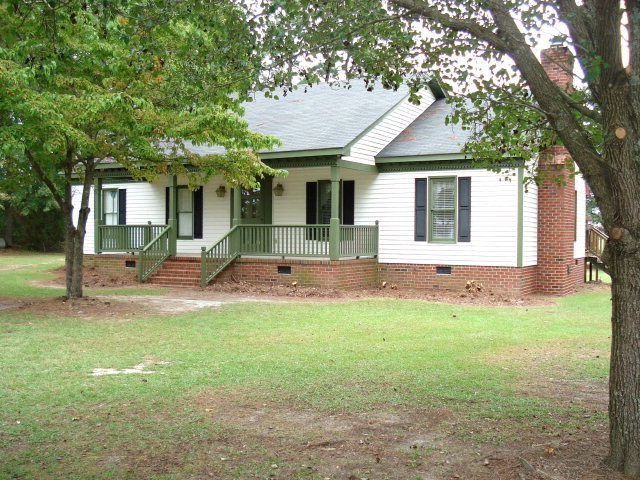 6330 Eatmon Road Bailey, NC 27807 - Photo 1 of 15 Primary Photo
