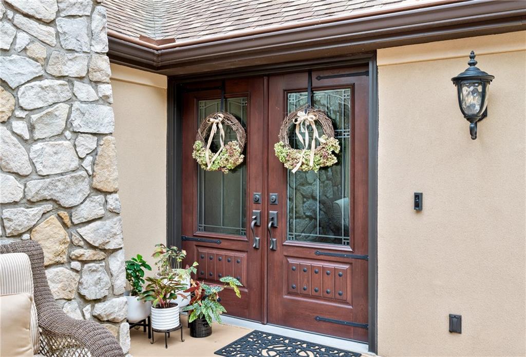 337 Fox Chapel Road Pittsburgh, PA 15238 - Photo 5 of 40 front door