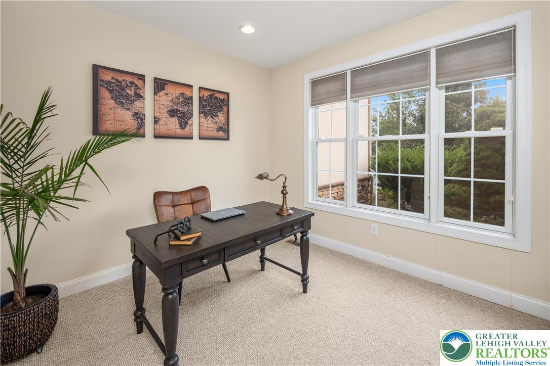 4064 Autumn Ridge Road Bethlehem, PA 18017 - Photo 14 of 51 Gallery Image 14