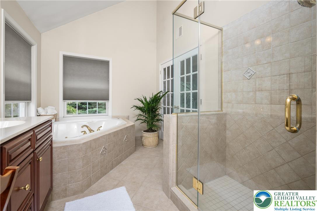 4064 Autumn Ridge Road Bethlehem, PA 18017 - Photo 40 of 51 Gallery Image 40