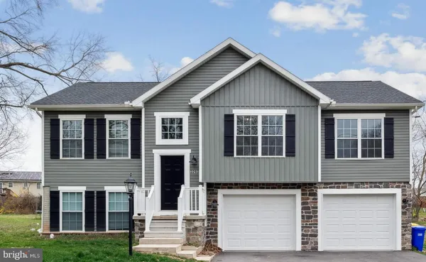 $336,900 | 2670 Victorian Drive, Dover, PA 17315